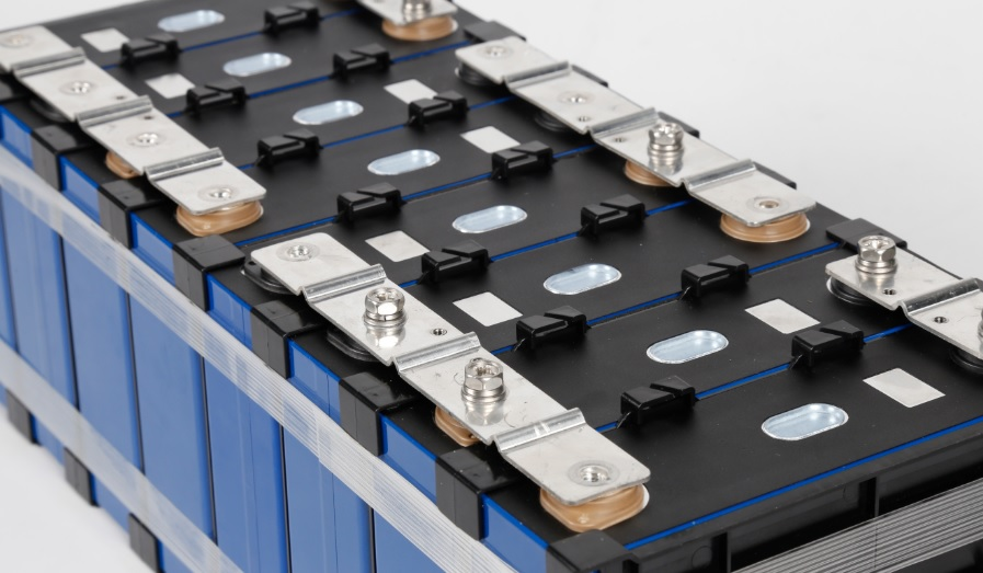 Advantages and disadvantages of three lithium battery packaging technologies: Prismatic, Cylindrical